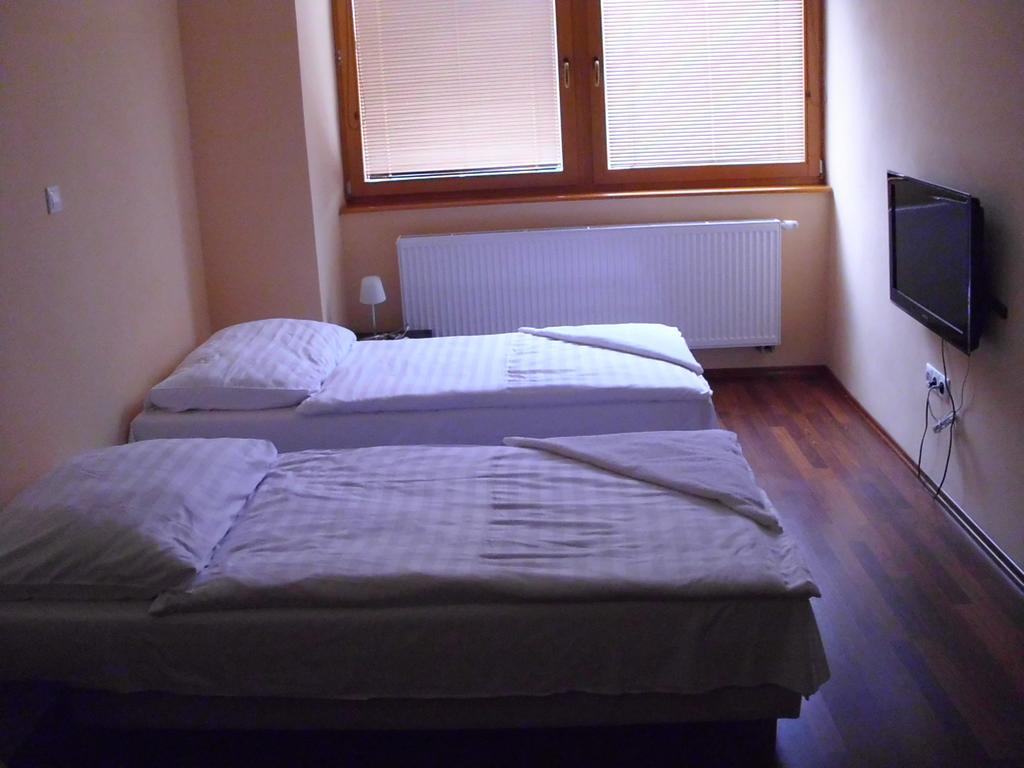 Guest House Mladost Presov Exterior photo